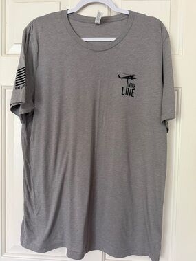 Nine Line Apparel Gray Short-Sleeve Labrador Retriever Graphic Tee